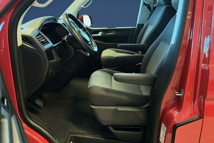 volkswagen-caravelle-diesel-2018-big-10