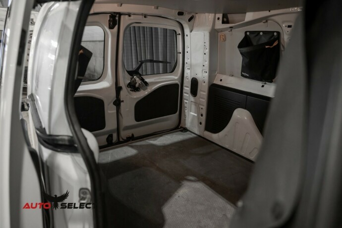 citroen-berlingo-diesel-2013-big-12