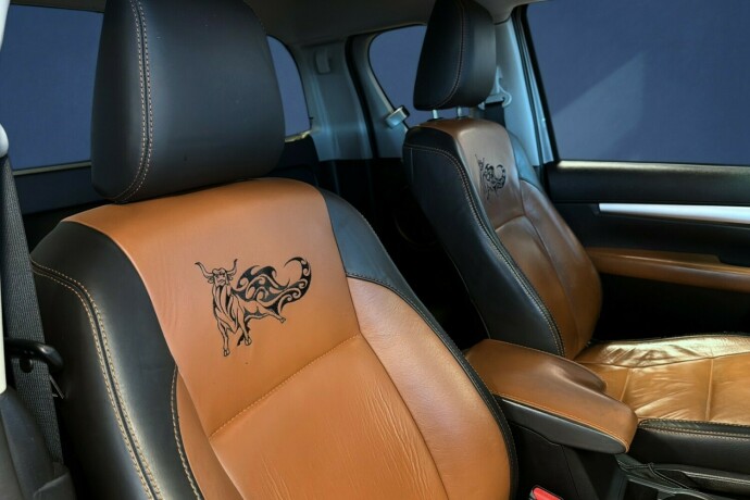 toyota-hilux-diesel-2017-big-15