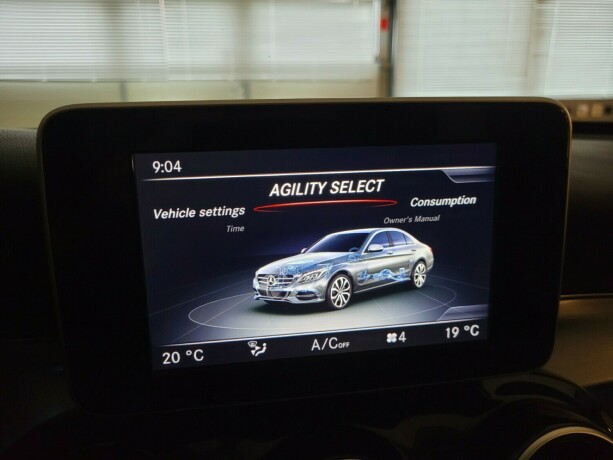 mercedes-benz-c-klasse-bensin-2015-big-26