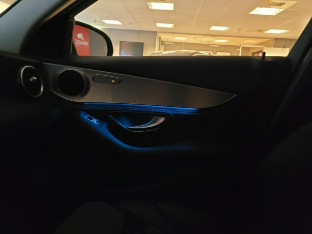 mercedes-benz-c-klasse-bensin-2015-big-23