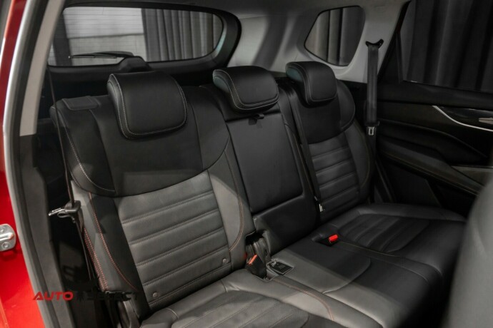 maxus-euniq-6-elektrisitet-2022-big-14