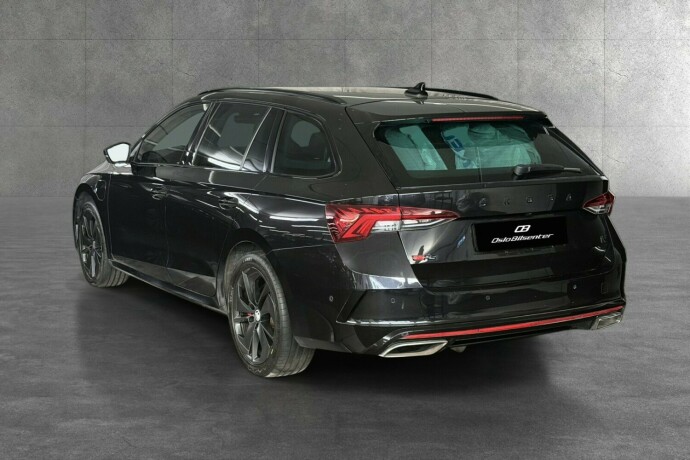 skoda-octavia-rs-elektrisitetbensin-2021-big-3