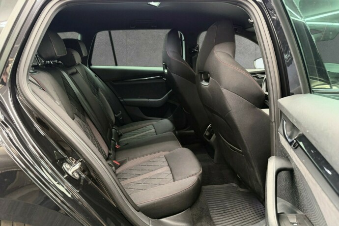 skoda-octavia-rs-elektrisitetbensin-2021-big-26