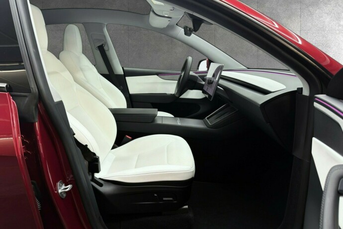 tesla-model-y-elektrisitet-2025-big-36