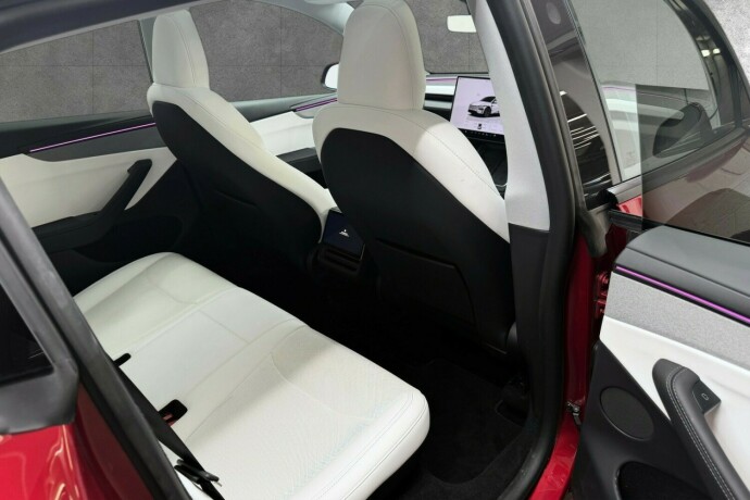 tesla-model-y-elektrisitet-2025-big-30