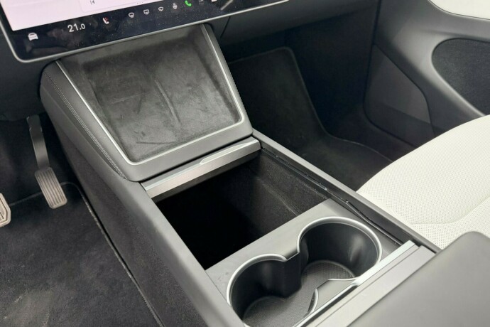 tesla-model-y-elektrisitet-2025-big-17