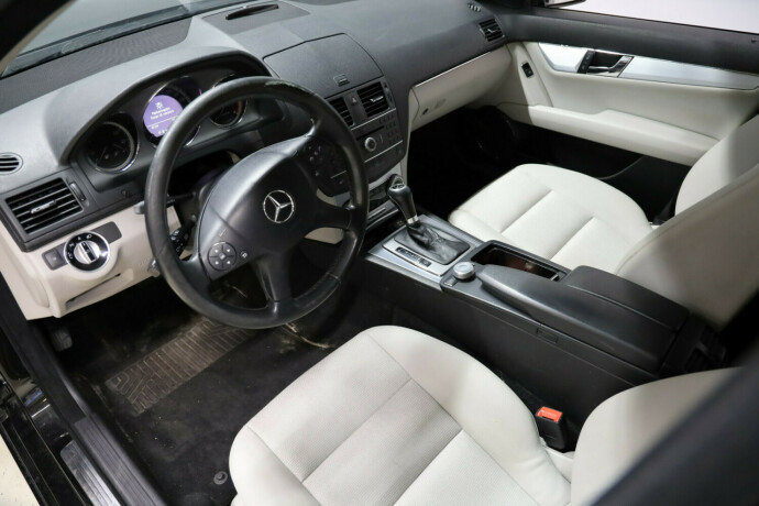 mercedes-benz-c-klasse-diesel-2011-big-6