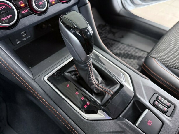 subaru-xv-elektrisitetbensin-2020-big-22