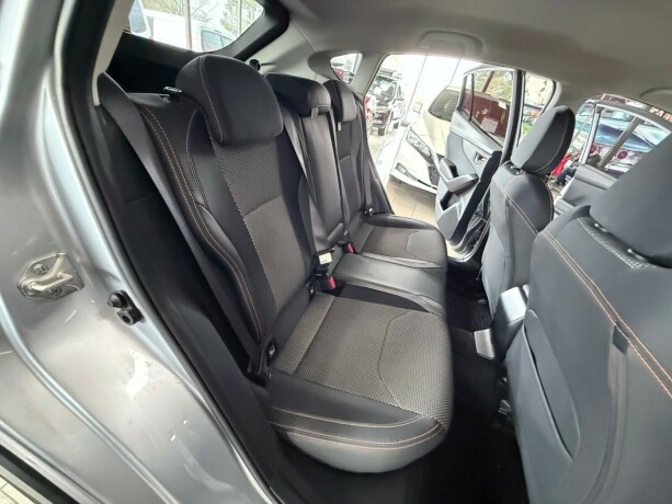 subaru-xv-elektrisitetbensin-2020-big-37