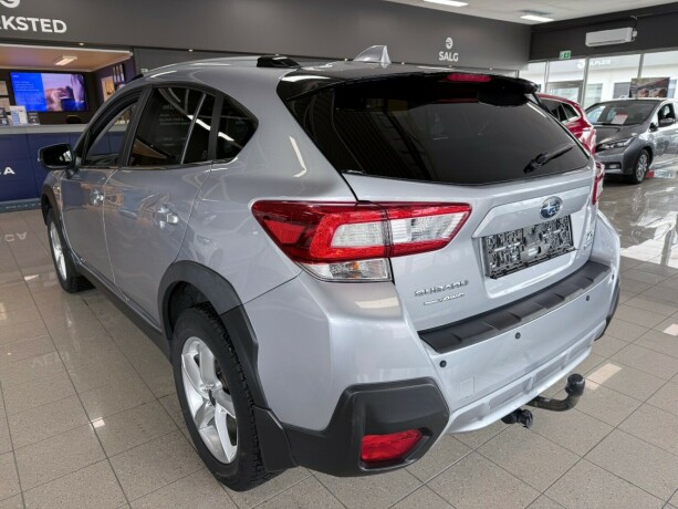 subaru-xv-elektrisitetbensin-2020-big-5