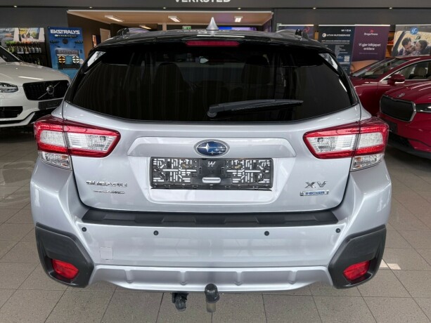 subaru-xv-elektrisitetbensin-2020-big-6
