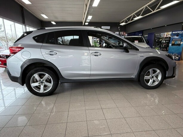 subaru-xv-elektrisitetbensin-2020-big-8