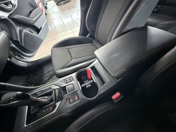 subaru-xv-elektrisitetbensin-2020-big-19