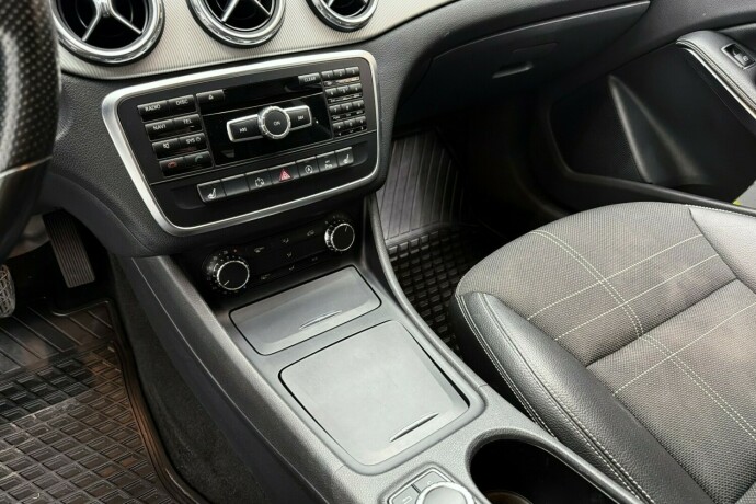 mercedes-benz-gla-diesel-2015-big-13