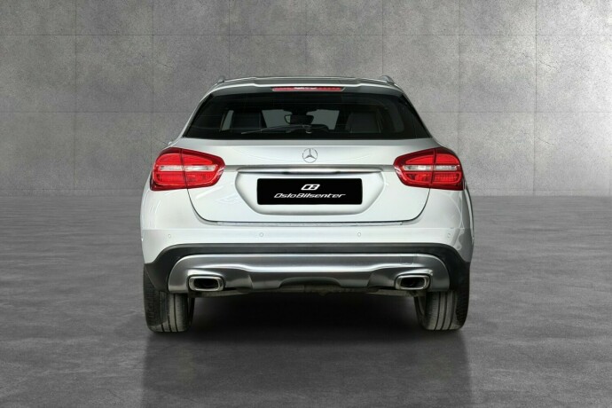 mercedes-benz-gla-diesel-2015-big-3