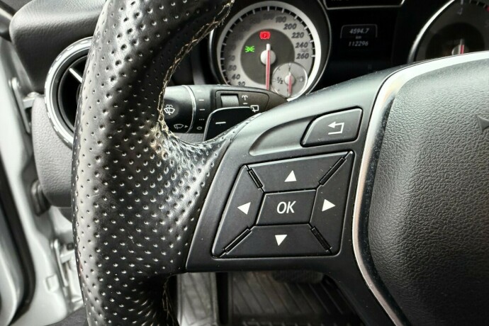 mercedes-benz-gla-diesel-2015-big-19