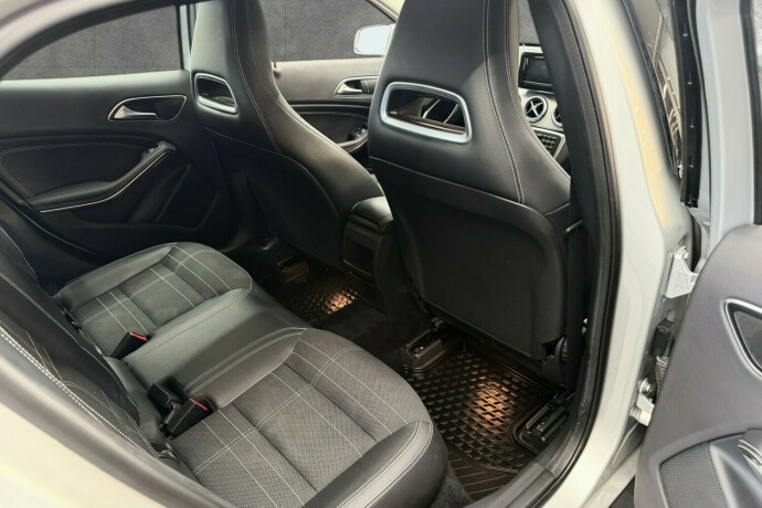 mercedes-benz-gla-diesel-2015-big-29