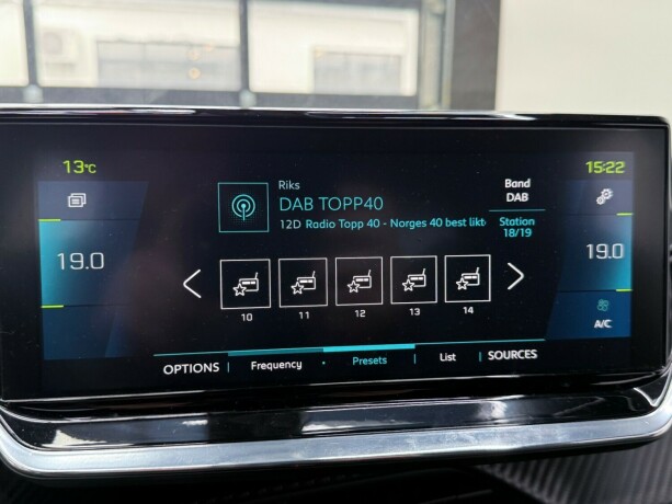 peugeot-2008-elektrisitet-2021-big-23