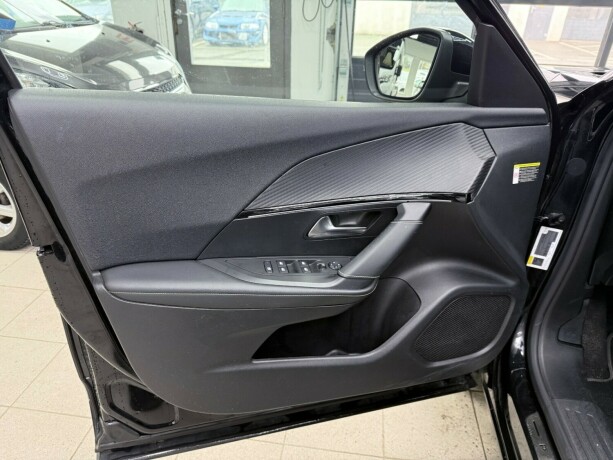 peugeot-2008-elektrisitet-2021-big-8