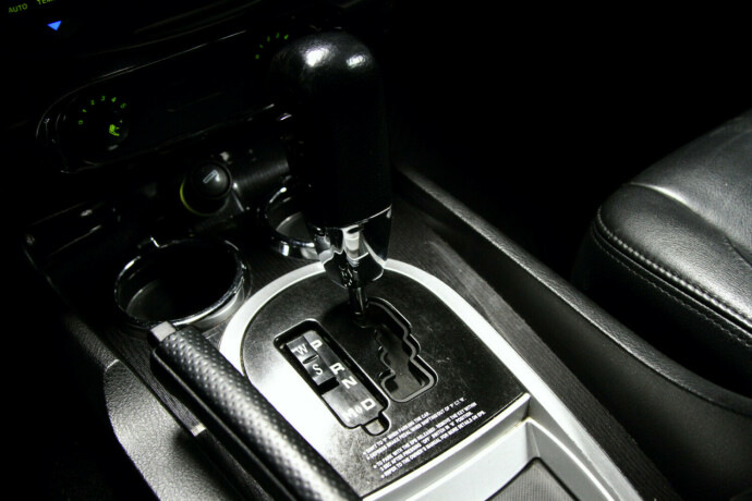 ssangyong-rexton-diesel-2007-big-10