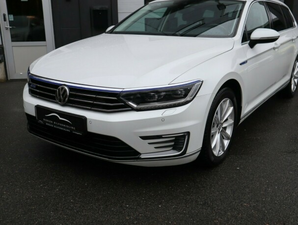 volkswagen-passat-elektrisitetbensin-2016-big-4