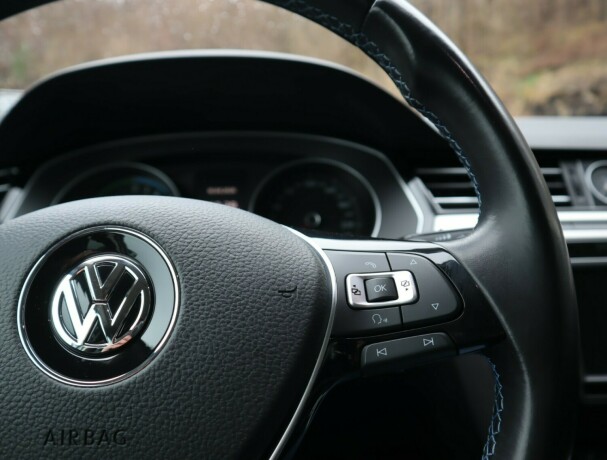 volkswagen-passat-elektrisitetbensin-2016-big-13