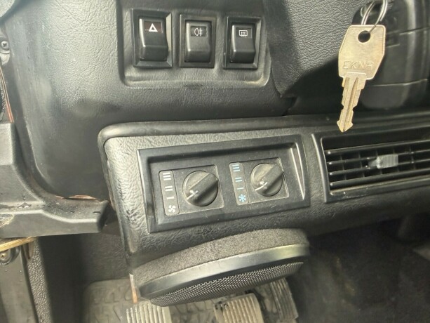 land-rover-defender-diesel-2000-big-24