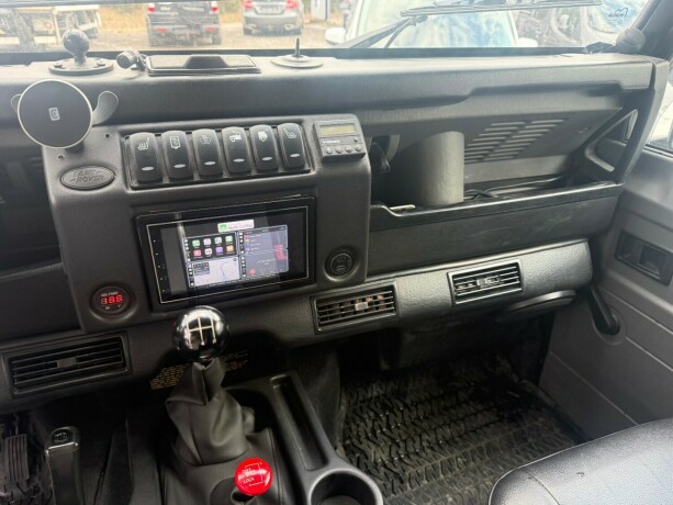 land-rover-defender-diesel-2000-big-25