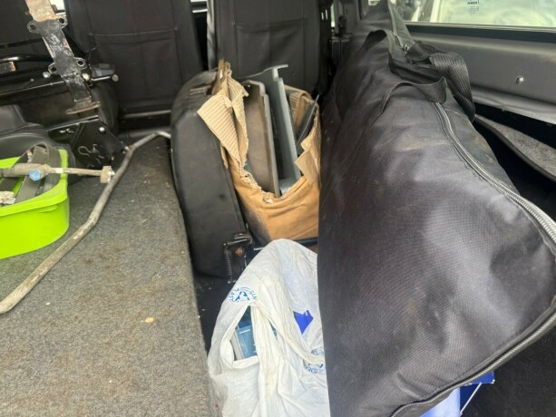 land-rover-defender-diesel-2000-big-46