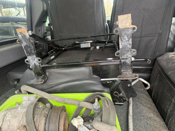 land-rover-defender-diesel-2000-big-41