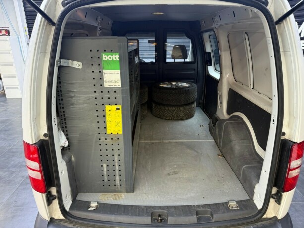 volkswagen-caddy-maxi-diesel-2015-big-22