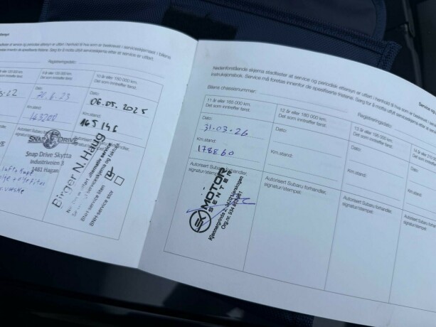 subaru-legacy-bensin-2014-big-36