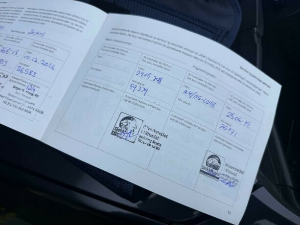 subaru-legacy-bensin-2014-big-34