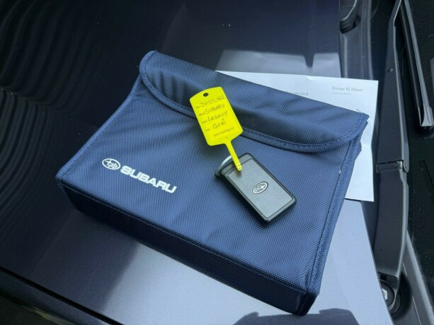 subaru-legacy-bensin-2014-big-32