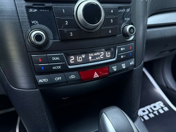 subaru-legacy-bensin-2014-big-22