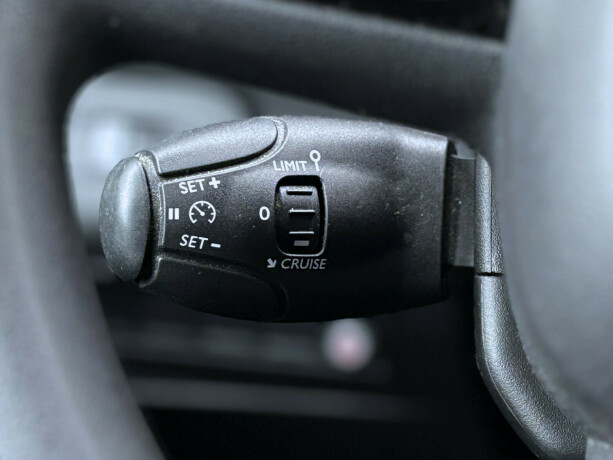 citroen-berlingo-diesel-2021-big-16