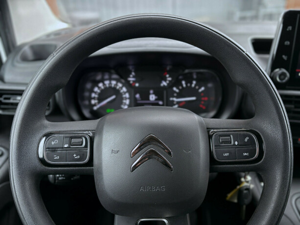 citroen-berlingo-diesel-2021-big-15