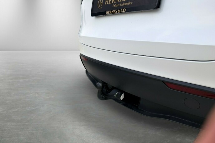 tesla-model-y-elektrisitet-2023-big-28