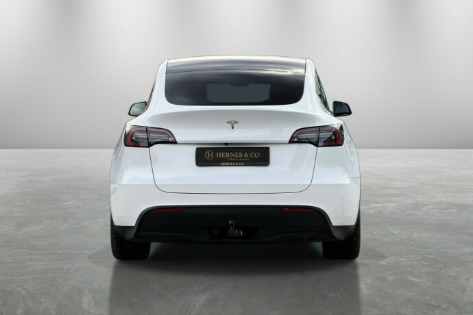 tesla-model-y-elektrisitet-2023-big-5