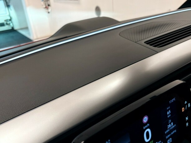 volkswagen-id-buzz-elektrisitet-2024-big-20