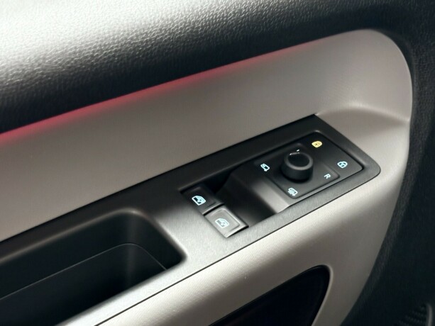 volkswagen-id-buzz-elektrisitet-2024-big-18