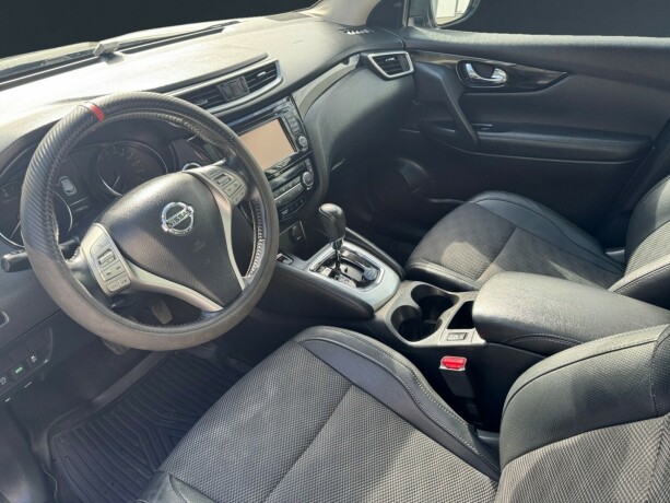 nissan-qashqai-bensin-2017-big-8