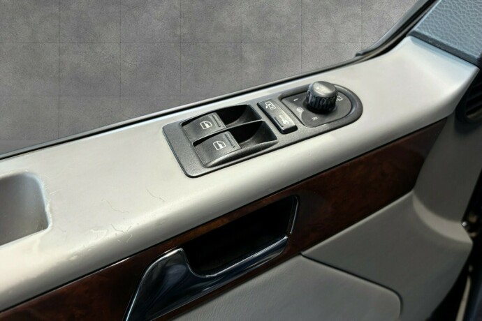 volkswagen-multivan-diesel-2008-big-24