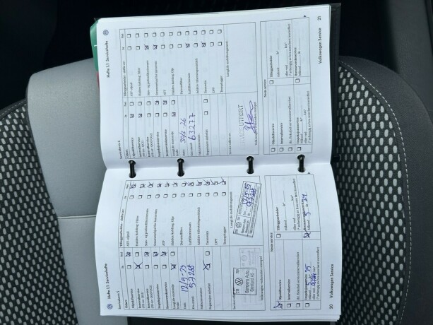 volkswagen-polo-bensin-2009-big-21