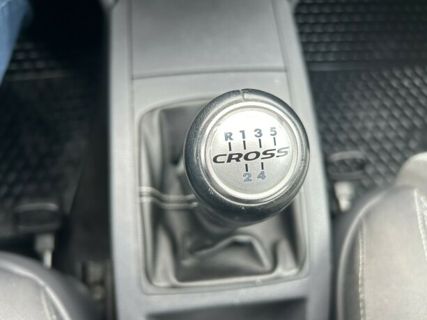 volkswagen-polo-bensin-2009-big-18