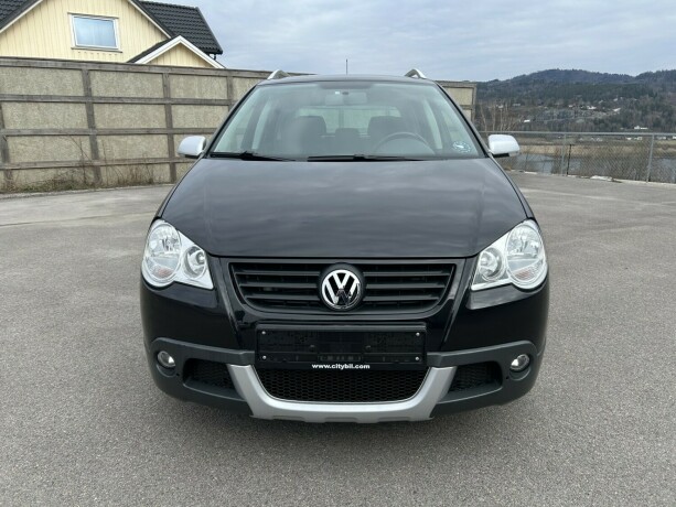 volkswagen-polo-bensin-2009-big-1