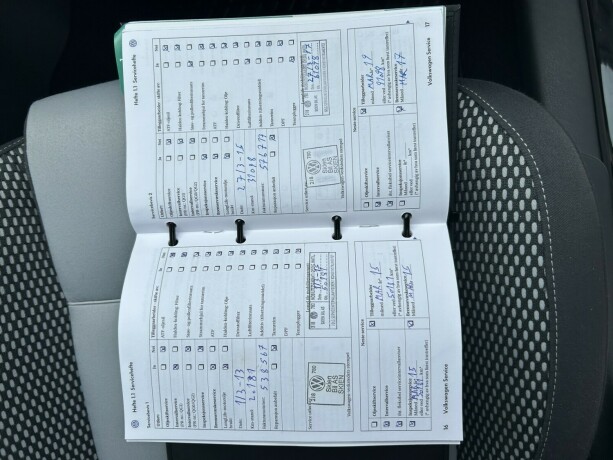 volkswagen-polo-bensin-2009-big-19