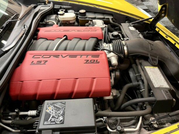 chevrolet-corvette-bensin-2006-big-41