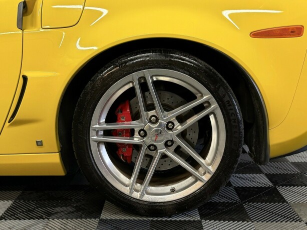 chevrolet-corvette-bensin-2006-big-15